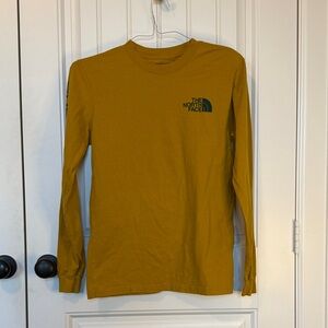 The North Face Golden Long Sleeve Tee